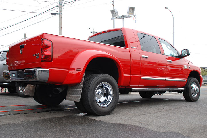 DODGE RAM MEGACAB