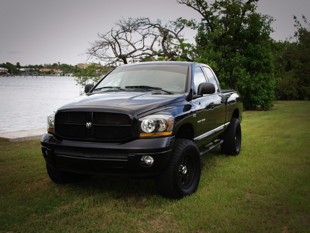 ダッジ ラム ピックアップ 『 2WD 』 リフトアップ カスタム