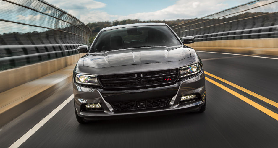 2015-charger-gallery-02