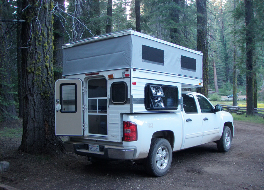 light-weight-popup-truck-camper-chevy-gmc-crew-cab-1500-lightweight-low-profile