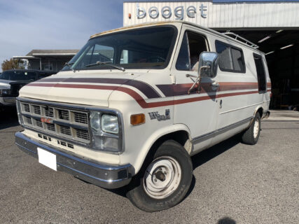 入庫車両の紹介 1978y GMCバンデューラ ロールーフ