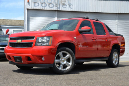 自社管理車両 2011年式 シボレーアバランチ LT 4×4 三井物産ディーラー車  VORTEC 5.3L V8 6速AT<br> SOLD OUT