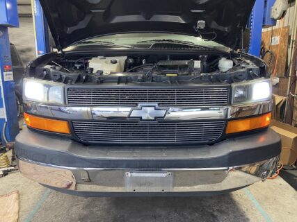 納車準備 03y シボレー エクスプレスAWD 新車並行