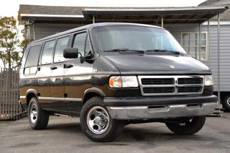 新車並行 1995年式ダッジラムバン B2500 ショーティー コンバージョン  \2,700,000
