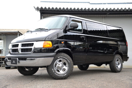 新車並行 2003年式ダッジラムバン B1500 ミディアム SOLDOUT