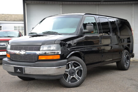 新車並行 2003年式 シボレー エクスプレス コンバージョン AWD SOLD OUT