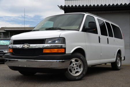 新車並行 2006年式 シボレー エクスプレス パッセンジャー AWD SOLDOUT