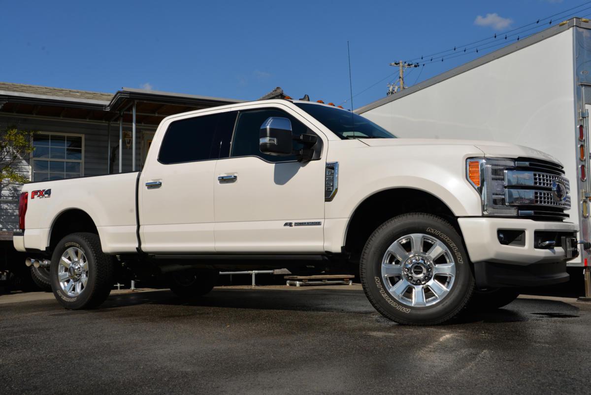 自社輸入 2019年式 フォード F250 スーパーデューティ FX4 プラチナム