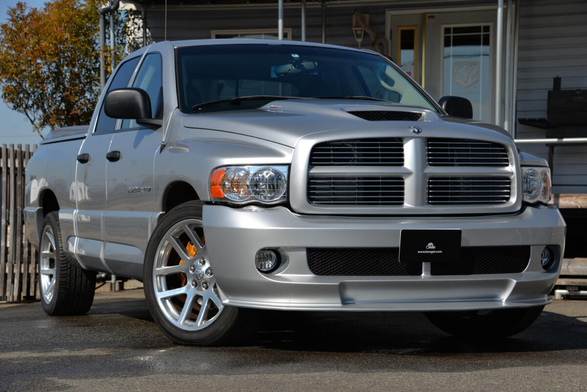 2005年式ダッジラムトラック SRT10 クアッドキャブ V10 8.3L 2WD
